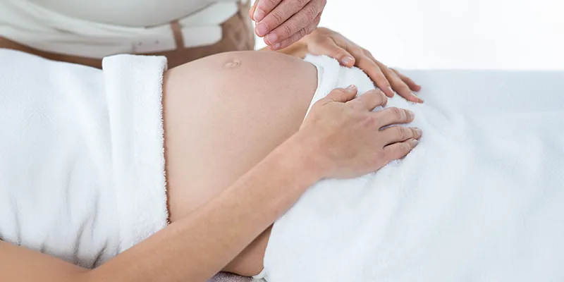 pregnant woman acupuncture